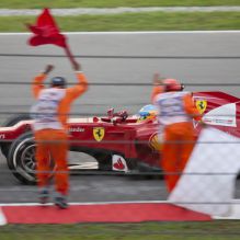 Lej en ferrari, prøv en ferrari, ferrari til konfirmation, konfirmationskørsel, racing på carlsberg, ferrari, ferrari i danmark, kør ferrari, ferrari udstilling, billig formel1 rejse, f1 rejse, f1 i malaysia, formel1 i malaysia, fernando alonso, se formel1 live, se f1 live, oplev formel1