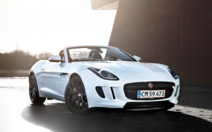 Lej en Jaguar F-type, Jaguar til konfirmationskørsel, book en f-type jaguar, prøv jaguar, bryllupskørsel, eksklusiv kørsel