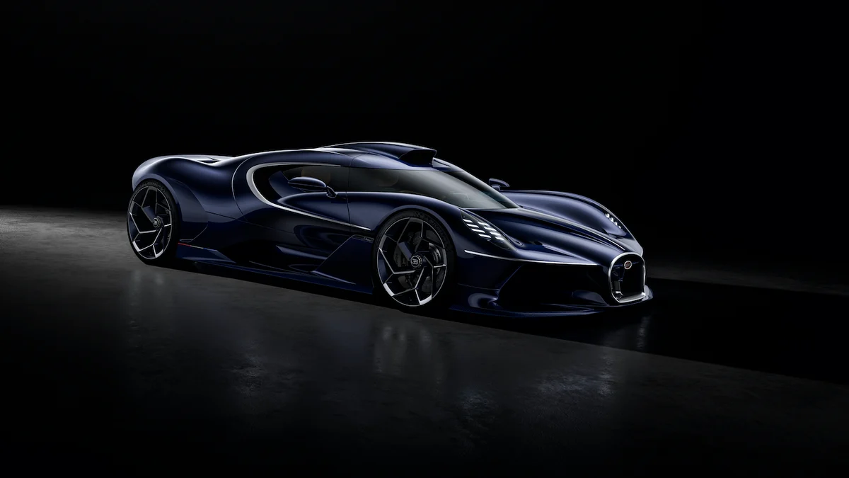 Unik Bugatti Destrier debuterer som et W16-mesterværk, der forvandler Bolide